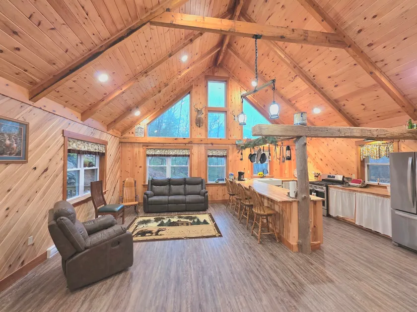 Hemlock Hideaway| Mountain Retreat| Private - Image 1
