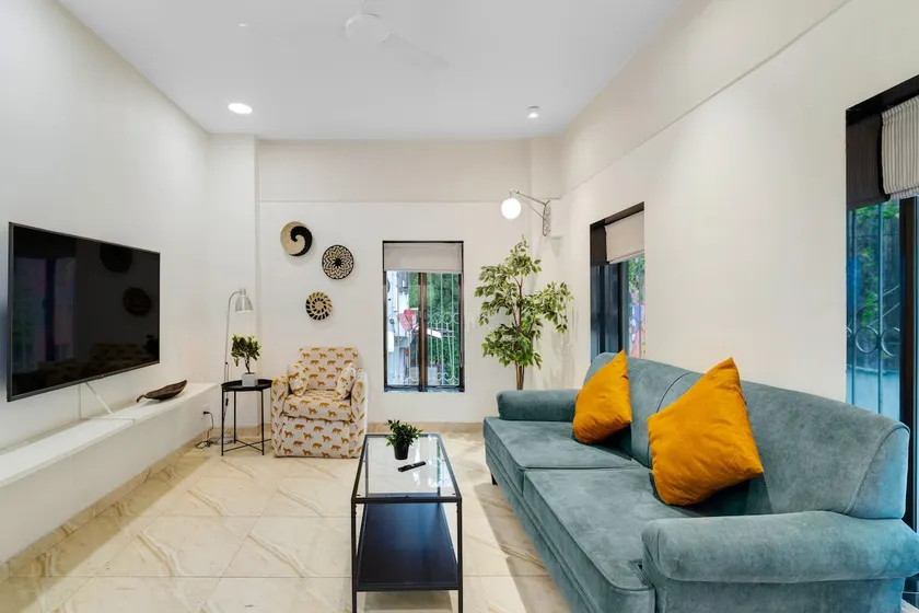 Aleo: Private 1 BHK in Charming Bungalow - Image 1