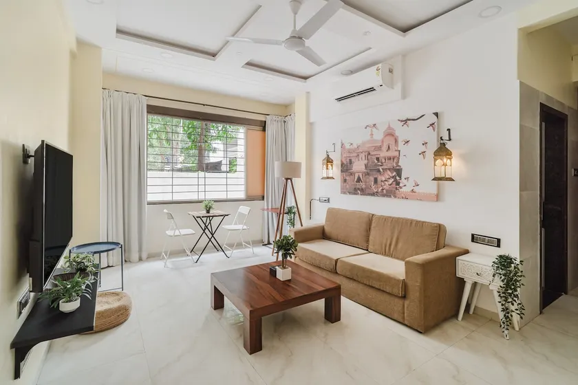 Oak 1BHK in Bandra W by SquareOne Stays - Image 1