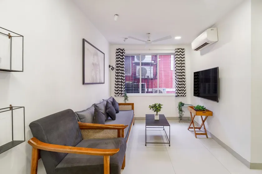 Alcove 1BHK Bandra W by The Bombay Home Company - Image 1