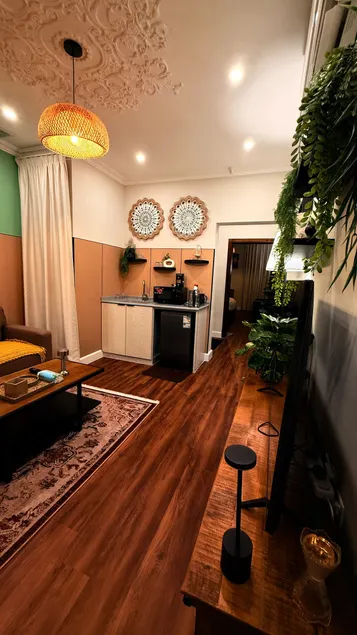 Cozy Studio - Image 1