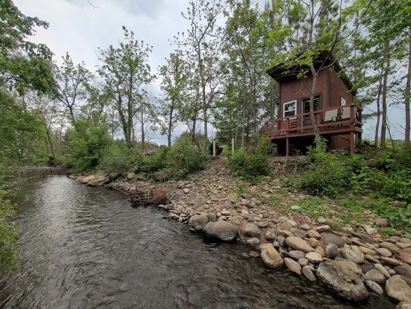 Cozy Cabin Retreat by Stoney Creek - Image 1