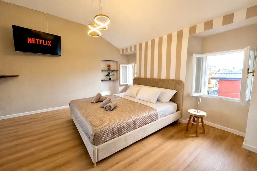 Elegant Royal Suite | Lake Maggiore - Image 1