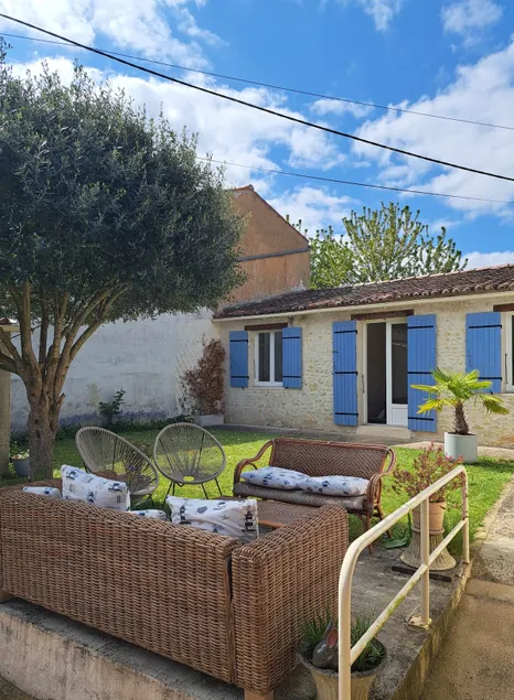 La Macarena – Cozy and atypical stay - Image 1