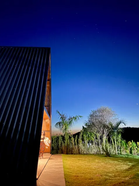 A-frame in the Cerrado | Waterfall and nature - Image 1