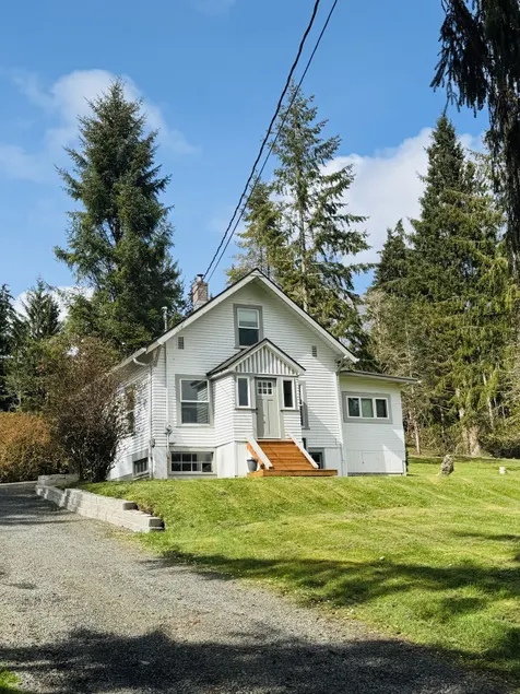 Farmhouse at Walluski Acres - Image 1