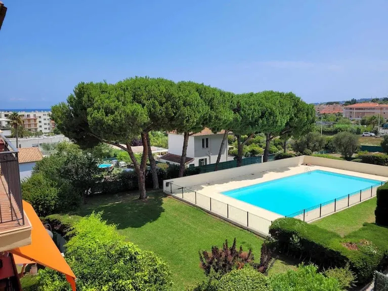 Les Bastides du Soleil • Swimming Pool & Beach within Walking Distance - Image 1