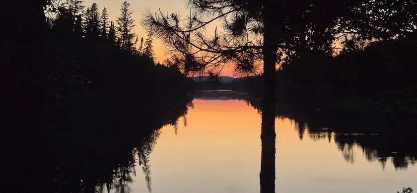 CountryEscape-Peaceful, stylish cottage by river - Image 1