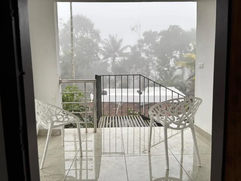Nilavu Homes Retreat 2 (upstairs) - Image 1