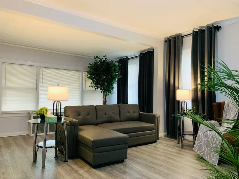 A Luxury escape. Near JFK and UBS Arena - Image 1