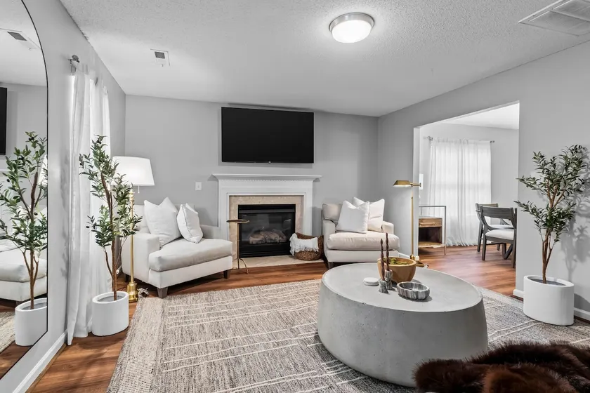NEW! LUX•Spacious/Cozy•Firepit•Master Suite•Yard - Image 1