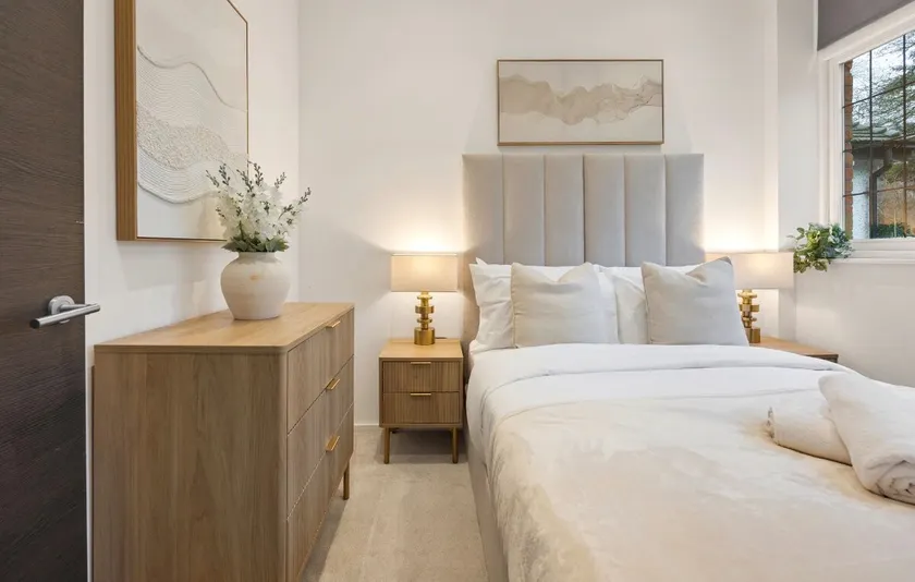 Modern 2 bed by MCF - Image 1