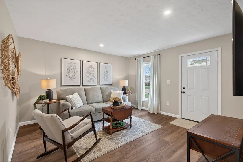 The Little Troy Bungalow - Image 1