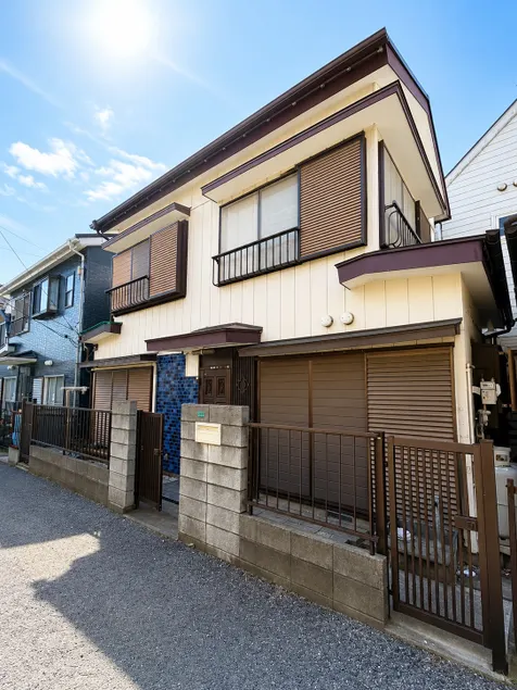 “Sleeps up to 5 people” Entire home | Near AEON Mall Zama | Quiet residential area with rows of cherry trees - Image 1