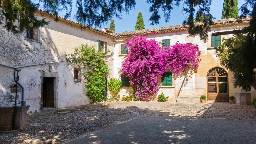 Fangar - Sa Clastra House - Image 1