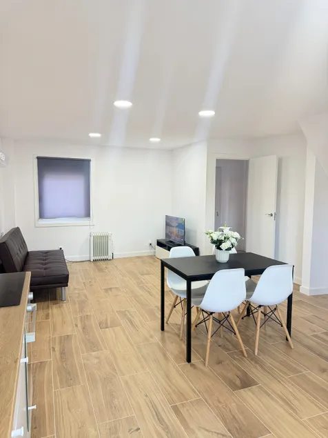 Duplex with terrace beach leisure activities and free parking - Image 1