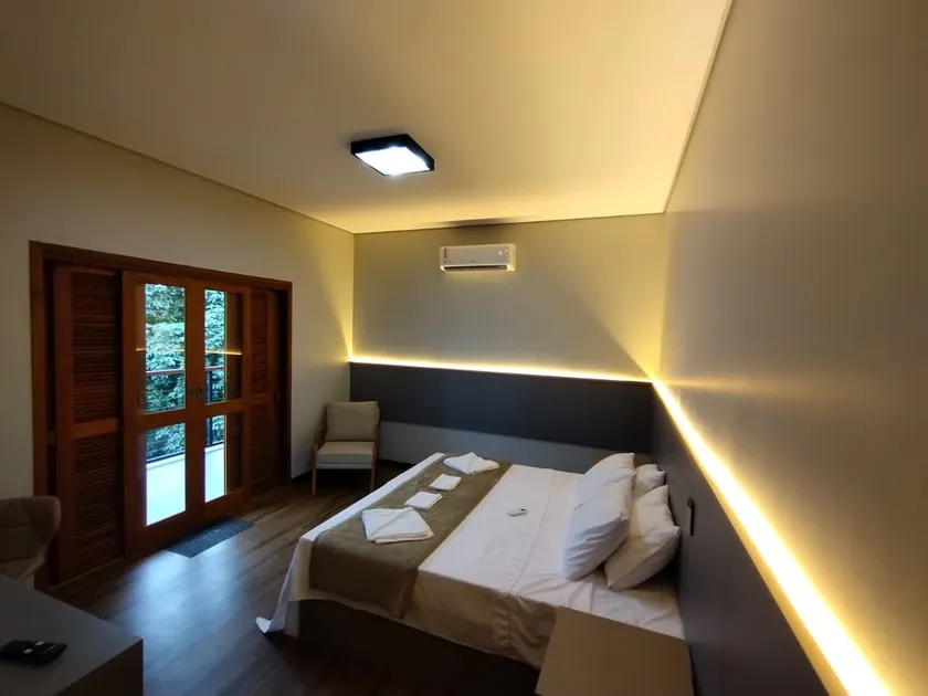 Nativa's Guesthouse - Image 1