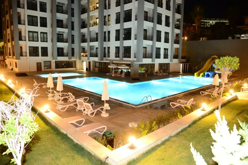 Modern Ultra Luxury Residence - Image 1