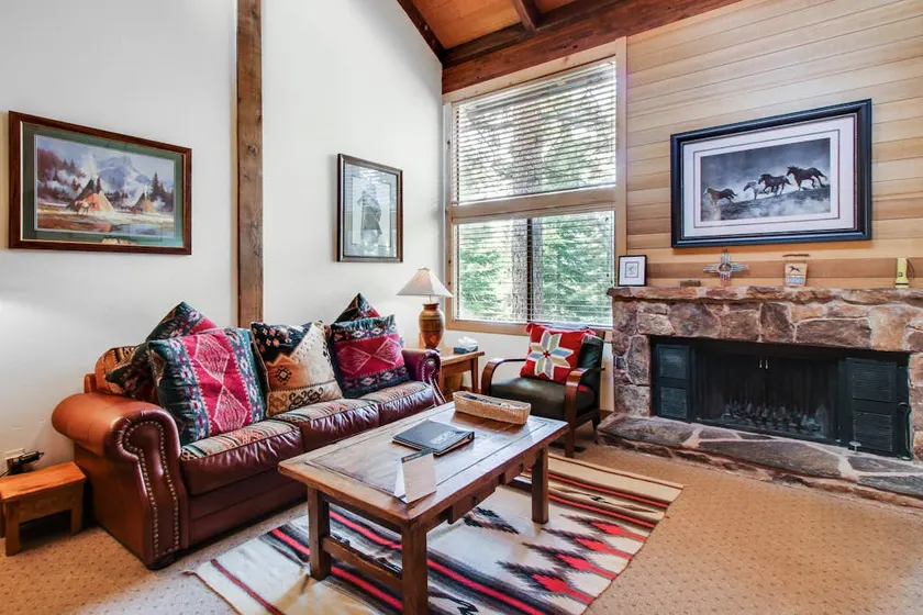 1 Mi to Northstar Skiing/Snowboarding: Cozy Condo - Image 1