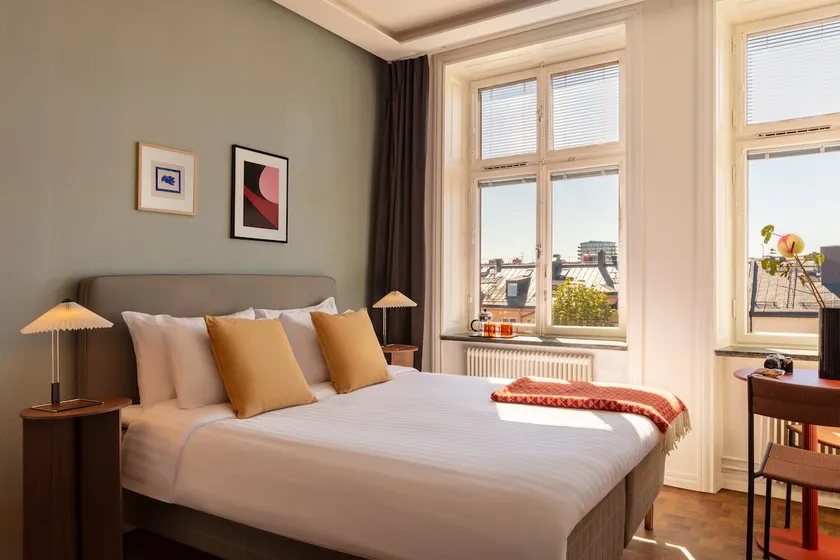 Modern & Spacious Studio in Stockholm Södermalm - Image 1
