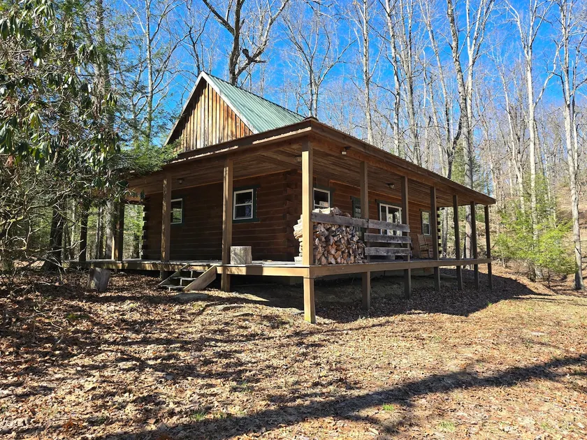 Anglers Ridge Buckhannon River Log Cabin 140 Acres - Image 1