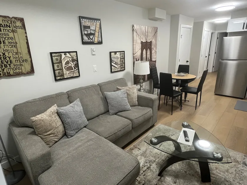 The Elara in Rosewood | Cozy and Elegant 2BR Suite - Image 1