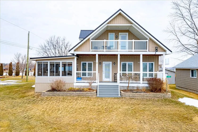 Dock and Dune Cottage - Image 1