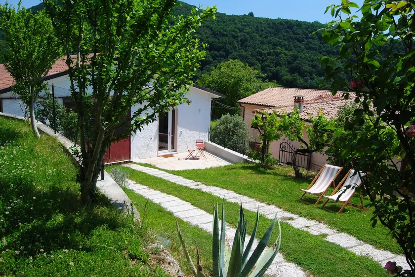 Stunning apartment on the Valpolicella's hills - Image 1