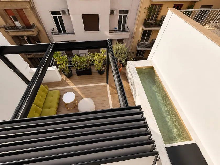Kolonaki Penthouse 28 - Cold Plunge Deck & Cinema - Image 1