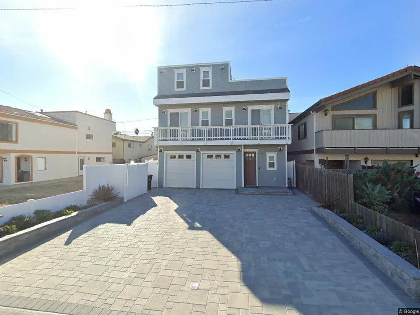 Channel Islands Beach Rooftop Retreat - Image 1