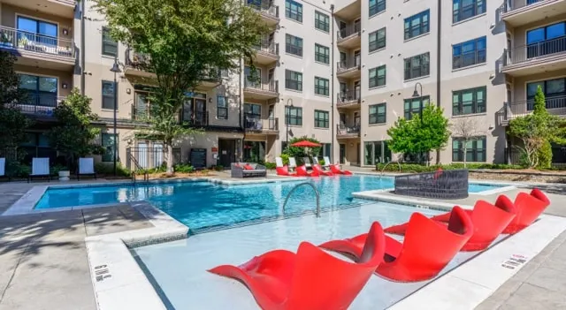 Stylish 2BR/2BA - Heart of Atlanta - 3 miles MBS - Image 1