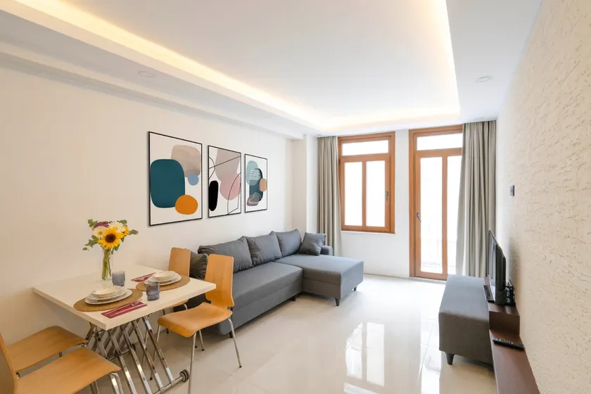 Exceptional apartment 5 - Image 1