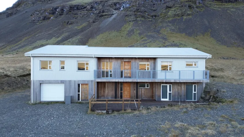 House in Fjörður in Lón South East of Iceland - Birta Rentals - Image 1