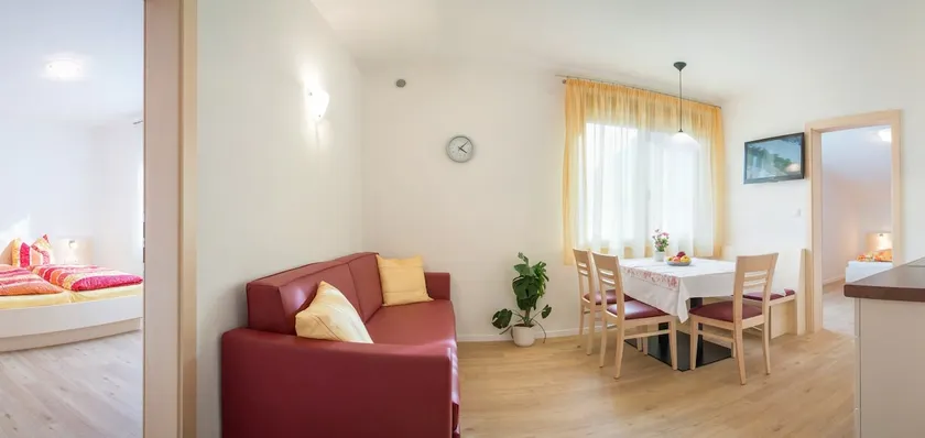 743a Apartments Rogginer | Lagrein - Image 1