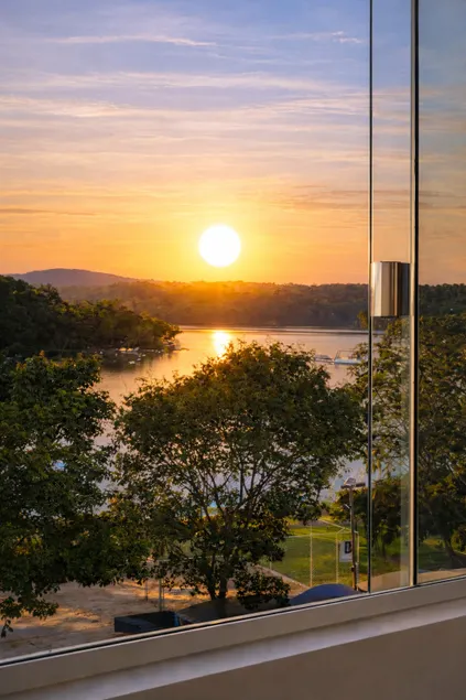 Laguna Flat 334 • Lake View • Sunrise & Resort - Image 1