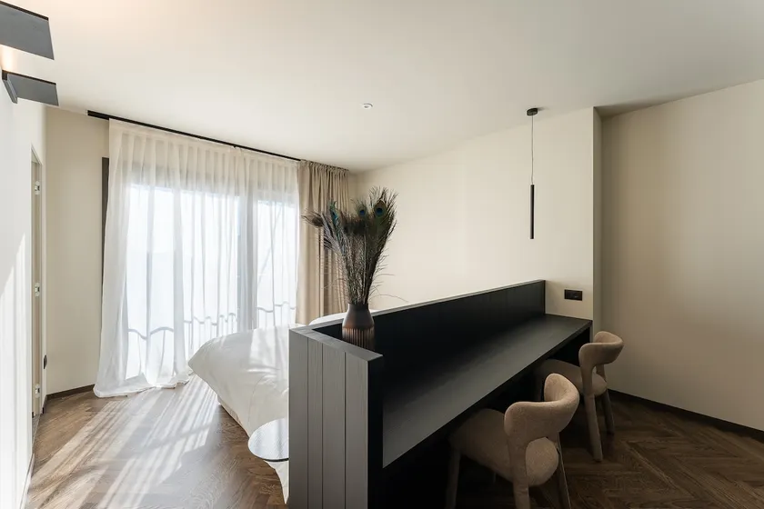 El Cielo: Design & View of the Hills - Image 1