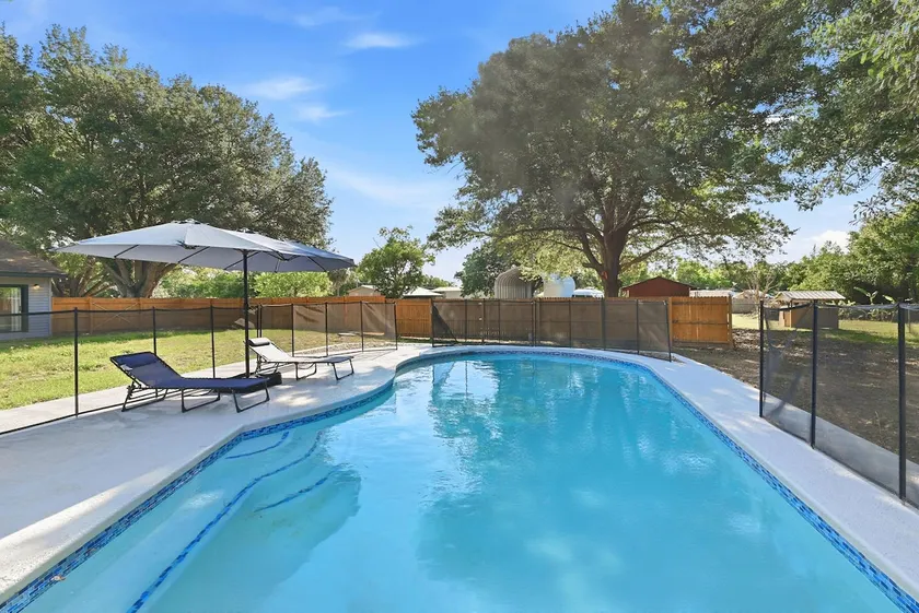 Country Retreat home with Private pool•Near MCO - Image 1