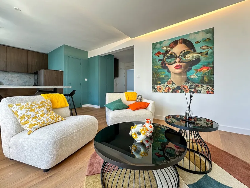 Koaloft - Exceptional - Right in the Heart of the City - Balcony - Image 1