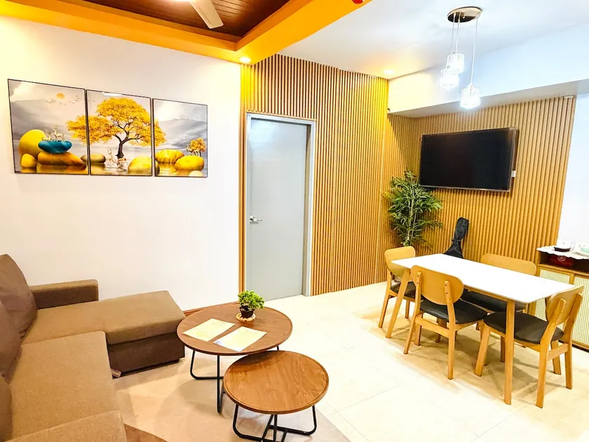 Endless Summer Seafront - 1BR Beach Resort Condo - Image 1