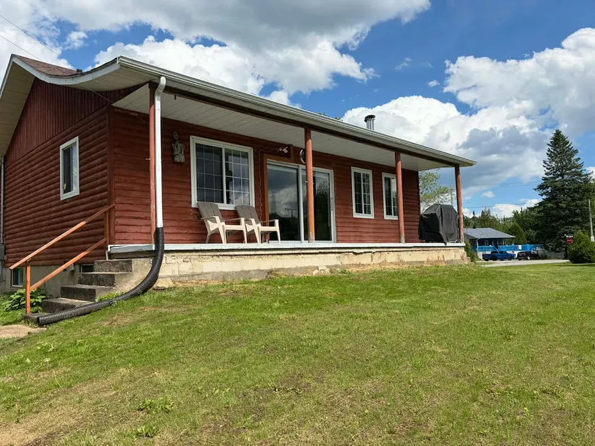Cozy Cottage with Lake View #323125 - Image 1