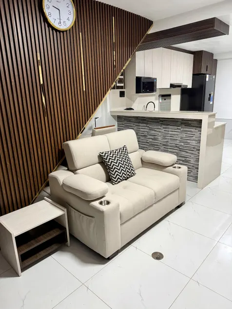 Your home away from home - Image 1