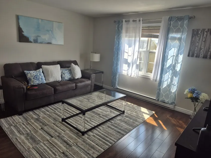 The Reid's place - Image 1