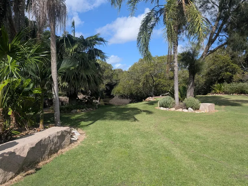 On the water, sleeps 9 & is a Fisherman's DREAM - Image 1