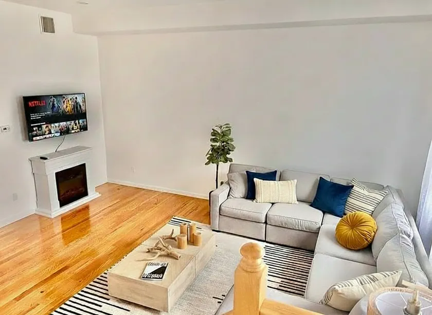 Beautiful home in the town of Fairfield. - Image 1