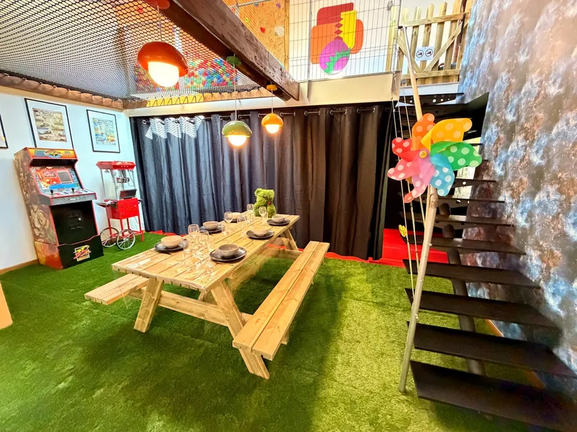 La Récréation, duplex pour jouer, et cinéma privé - Image 1