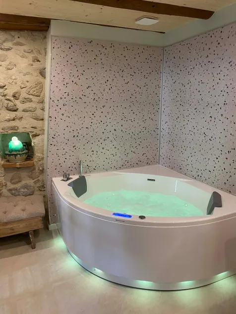 Cozy, fully renovated house in Villefranche - Image 1