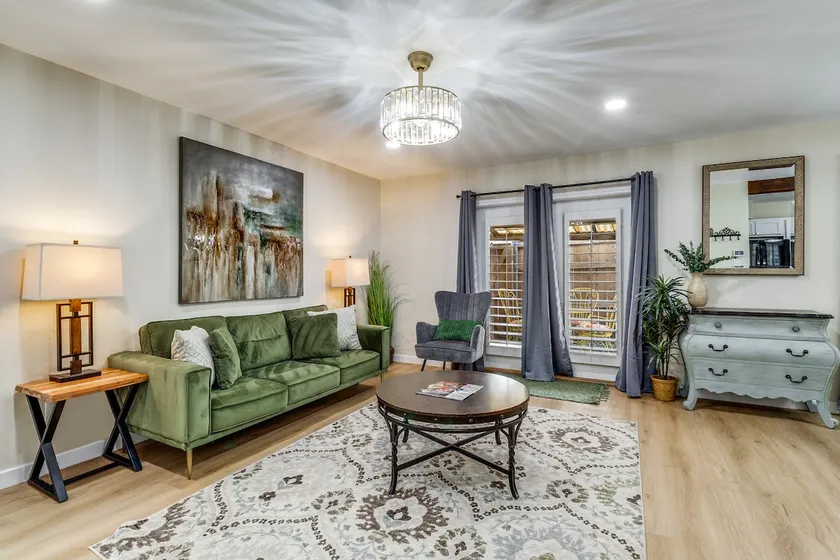 Charming 2 bedroom near Dallas Attractions! - Image 1
