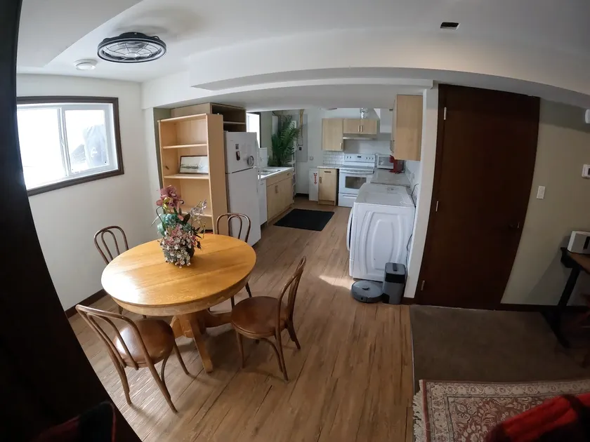 Casa Verde in High River - Image 1