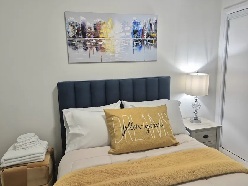 Radiant Brantford 3-Bedroom Home with Dedicated Office Space - Image 1