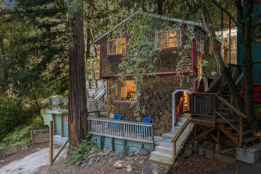 Rigo’s River Cabin – Redwood Oasis with Hot Tub - Image 1